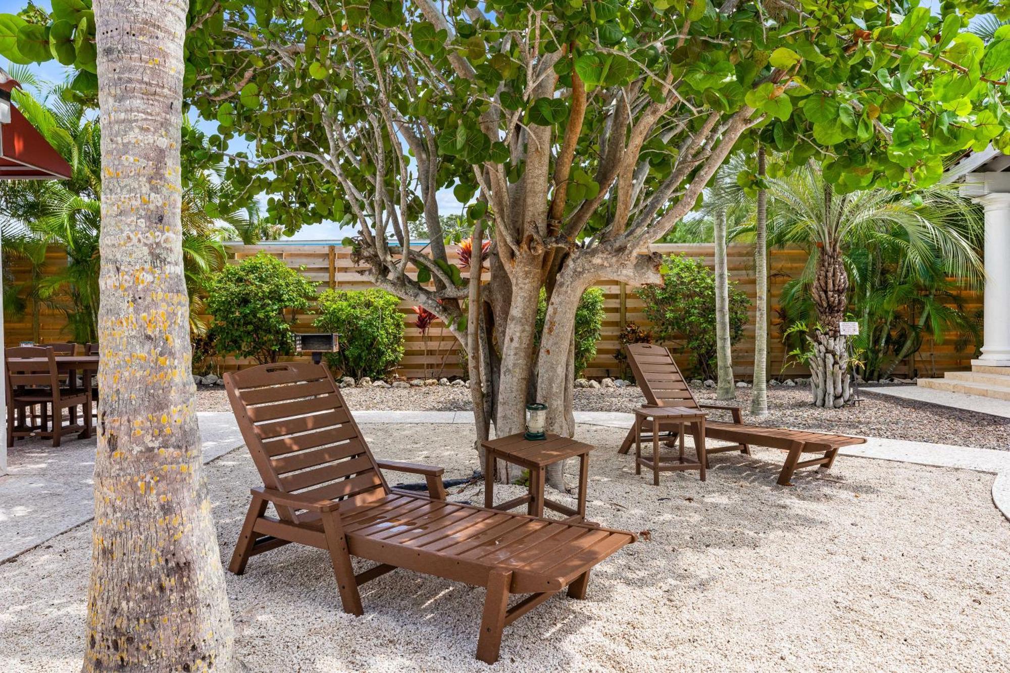 Crescent Beach Villas Siesta Key Eksteriør billede